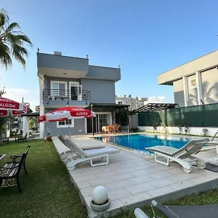 Villa With Private Pool In Konakli Alanya